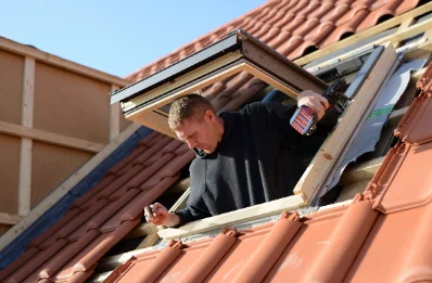 Pose de fenêtres de toit Velux à Ruffieu